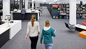 Eingangsbereich der Bibliothek Eingangsbereich der Bibliothek